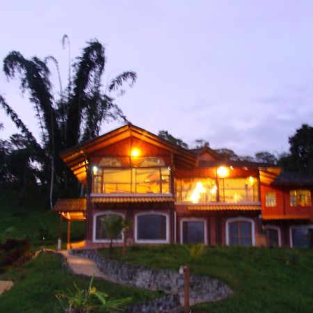 Hosteria "El Encanto" San Miguel de los Bancos Exteriér fotografie