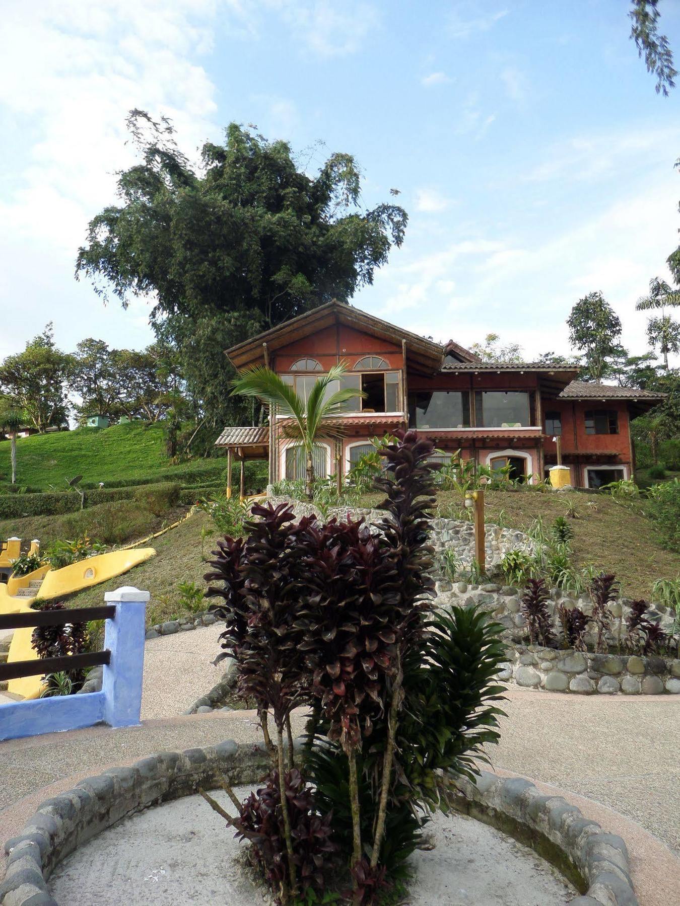 Hosteria "El Encanto" San Miguel de los Bancos Exteriér fotografie